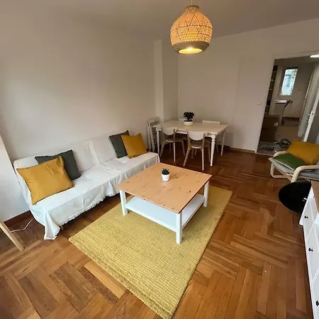 4 Personnes - Ambiance Cosy - Proche Universites Daire *